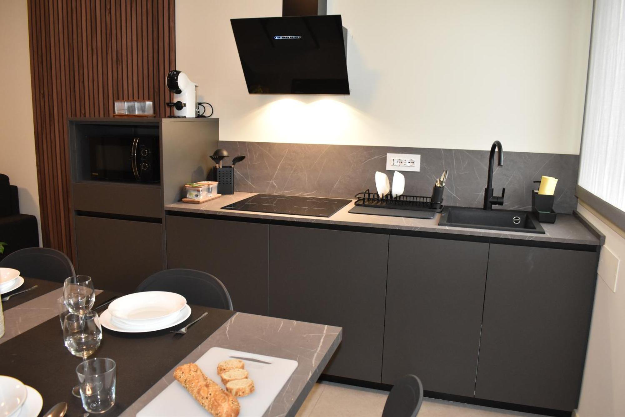 Apartament Baia Delle Rose Via Roma 111 Costa Volpino Pokój zdjęcie