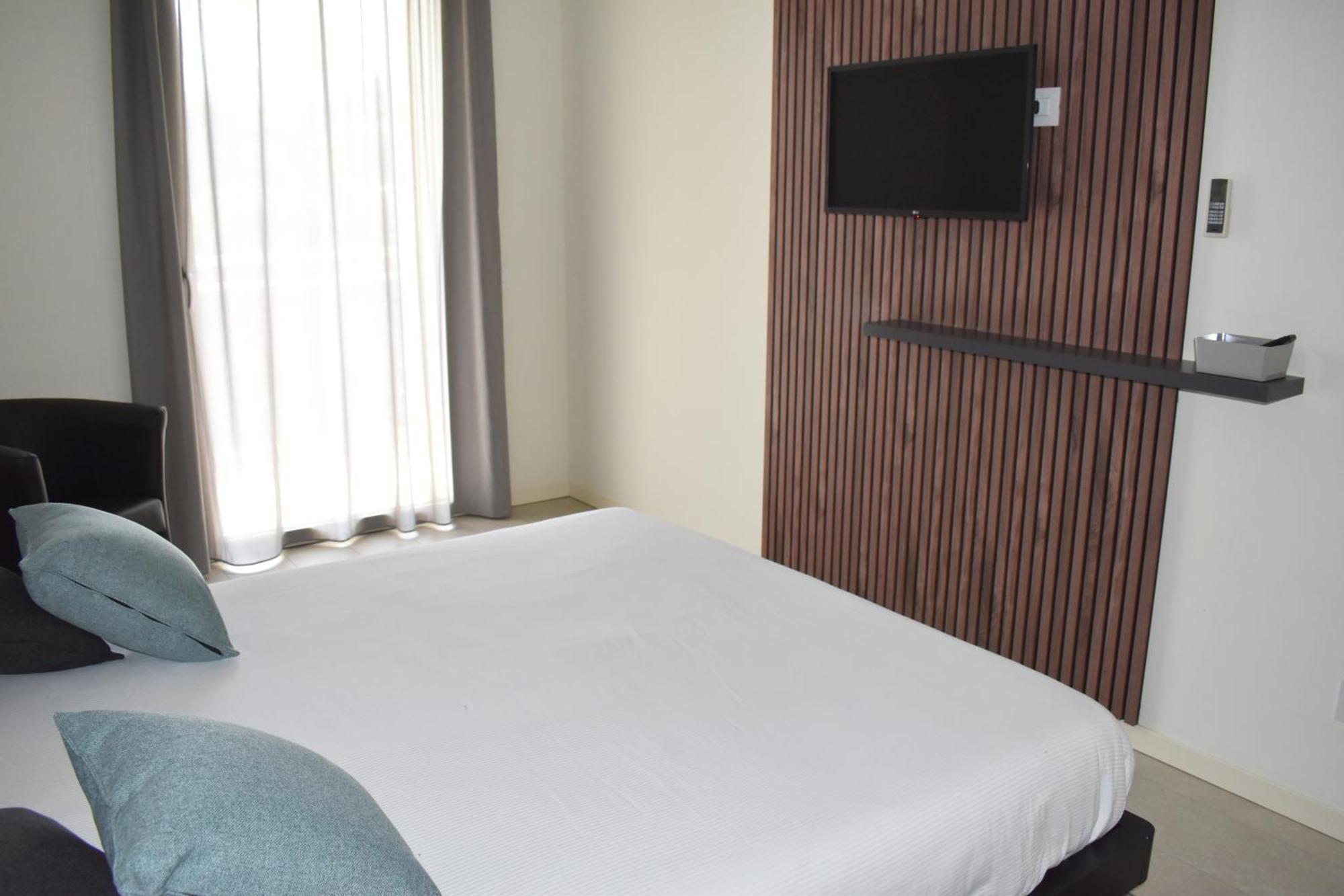 Apartament Baia Delle Rose Via Roma 111 Costa Volpino Zewnętrze zdjęcie