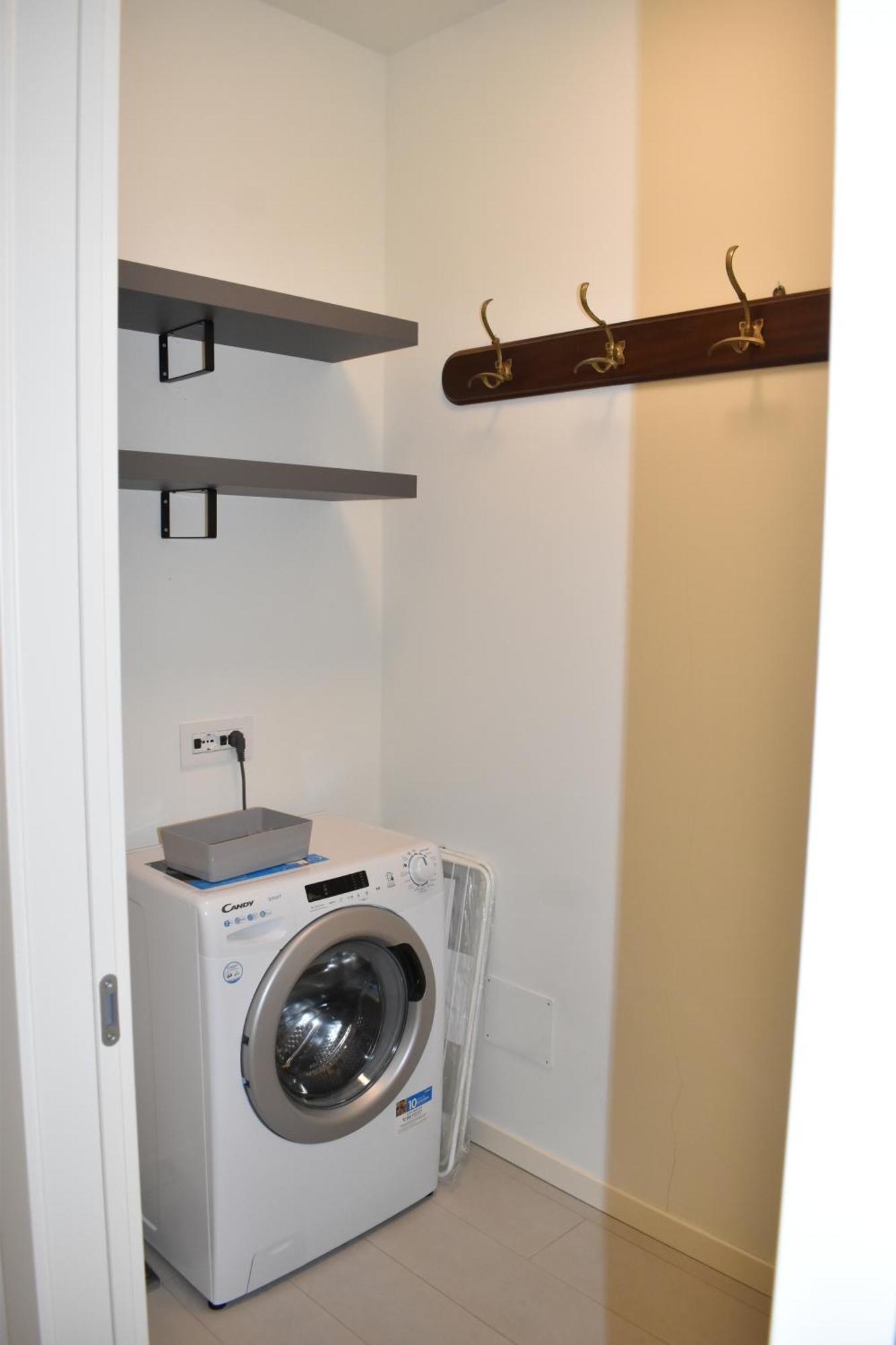 Apartament Baia Delle Rose Via Roma 111 Costa Volpino Pokój zdjęcie