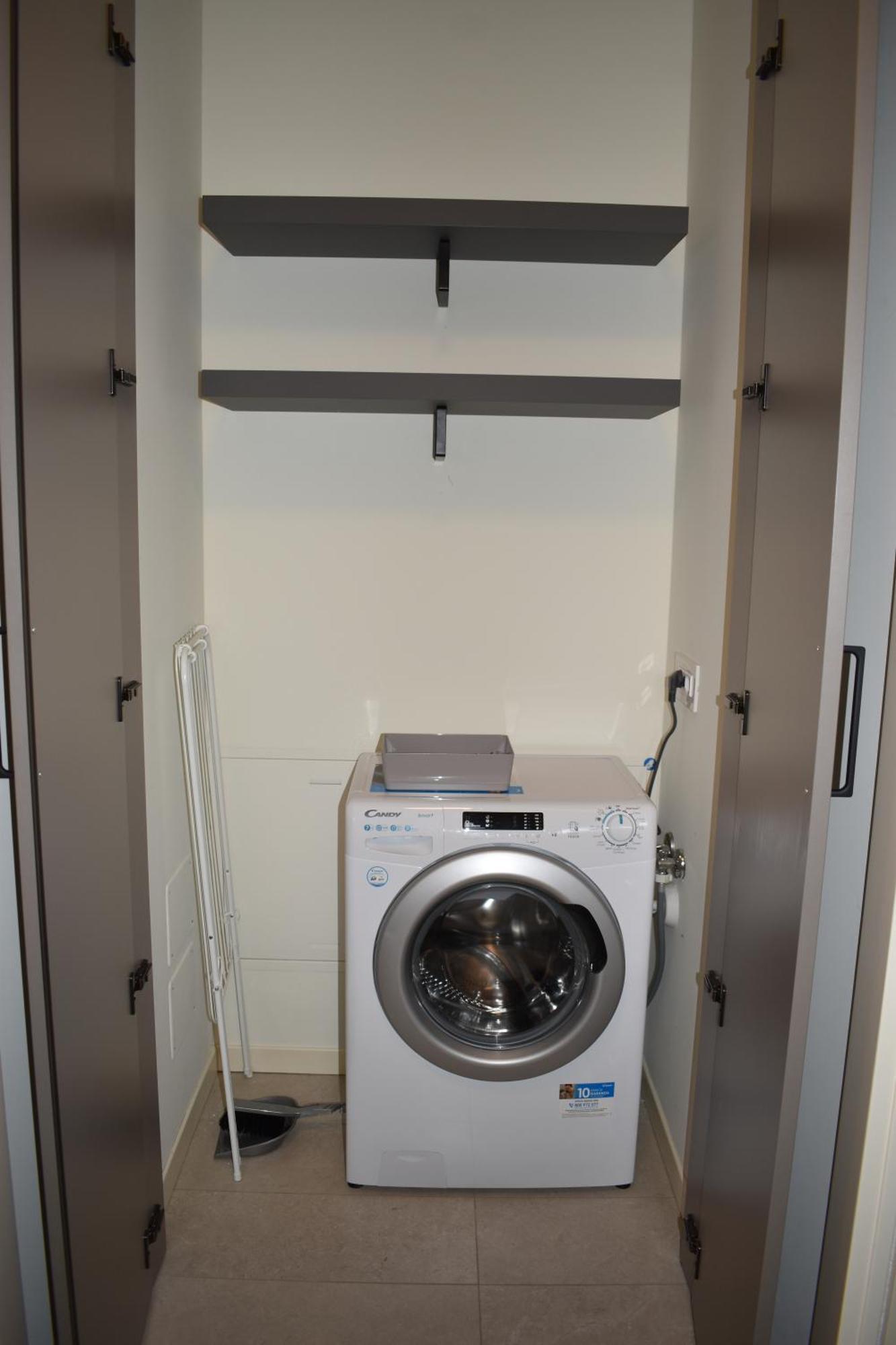 Apartament Baia Delle Rose Via Roma 111 Costa Volpino Pokój zdjęcie